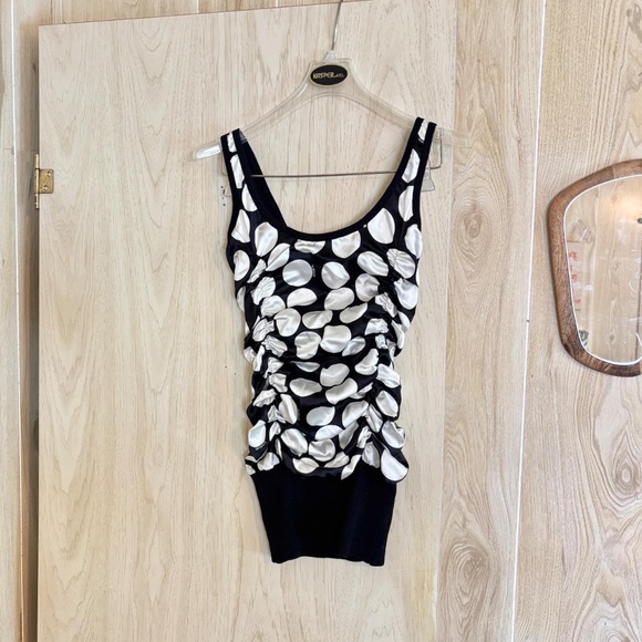 Vintage Bebe Women's Small Black and White Polka Dot Silky Ruched Tank Top 2000s - Picture 8 of 8
